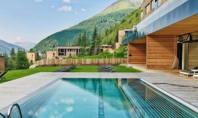 Großdorf Ski Chalet | Chalet Resort in Kals