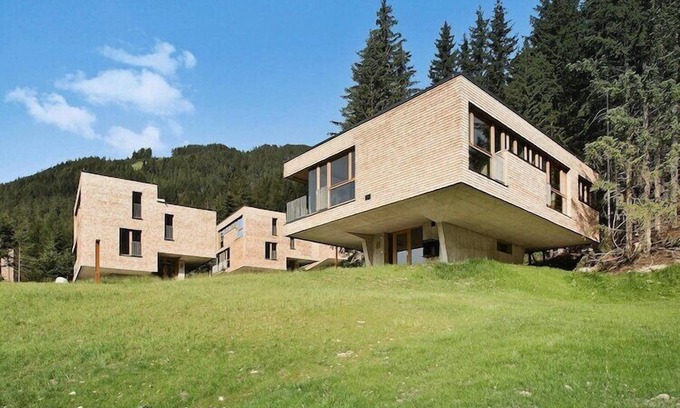 Großdorf Ski Chalet | Chalet resort in Kals am Großglockner