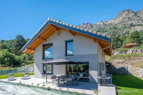 Saint-Jean-Saint-Nicolas Ski Chalet | Chalet Soleil Bœuf et Spa de l'adouss