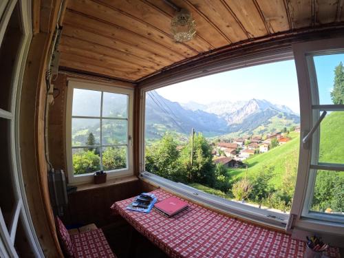 Adelboden Apartment | Chalet Sonnenheim mit atemberaubender Aussicht