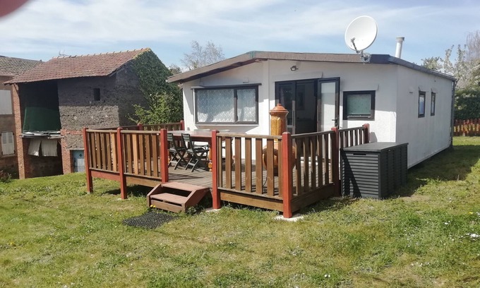 Vergongheon House | Chalet-style mobile home with 15-square-metre terrace, view of surrounding mountains