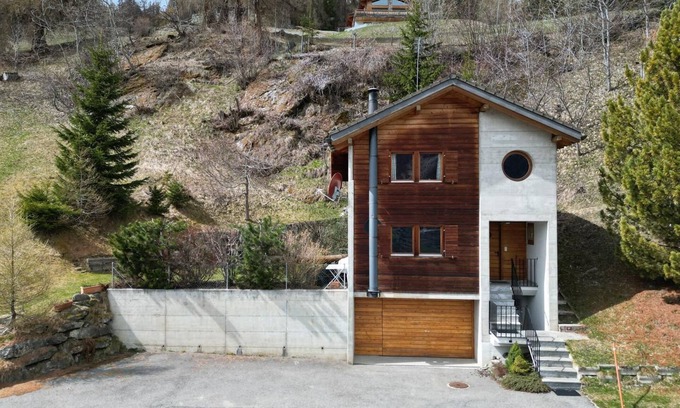Mayens-de-Riddes Ski Chalet | Chalet Theo |Family retreat | Contemporary design