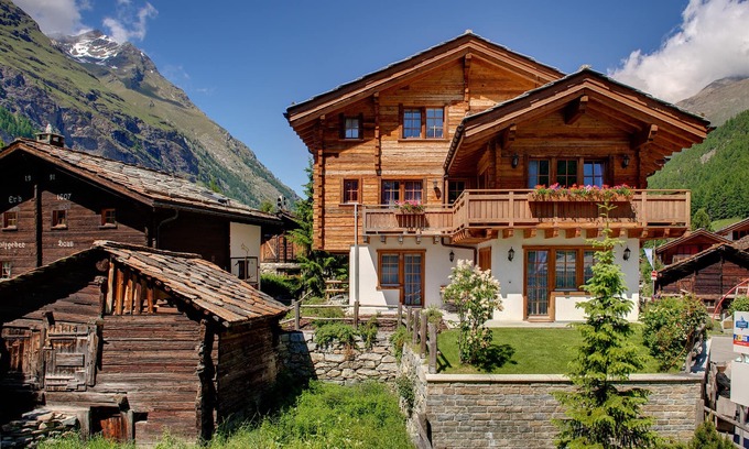 Zermatt Apartment | Chalet Ulysse Zermatt/8 guests/