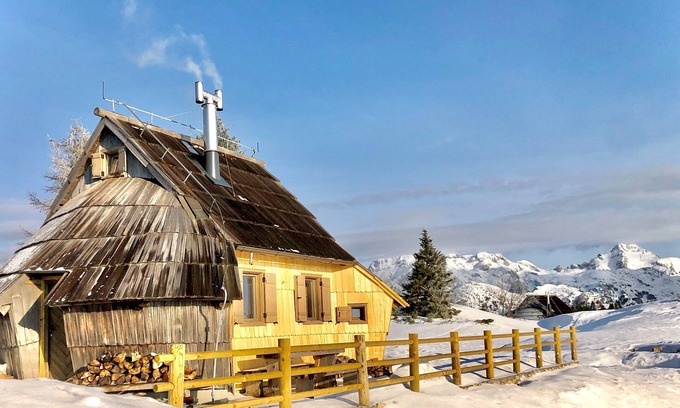 Kamnik Ski Chalet | Chalet Velika Planina