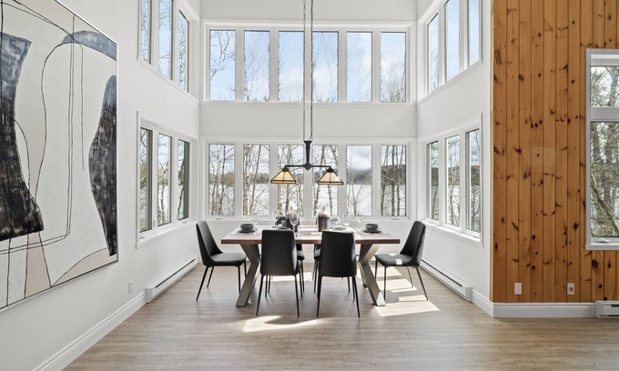 Riviere-Rouge Ski Chalet | Chalet Vert - Waterfront Retreat
