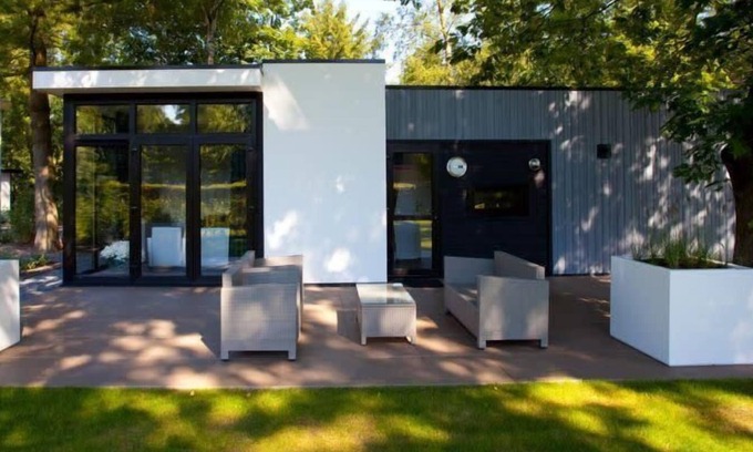 Velsen-Zuid Ski Chalet | Chalet with 2 bedrooms and a terrace