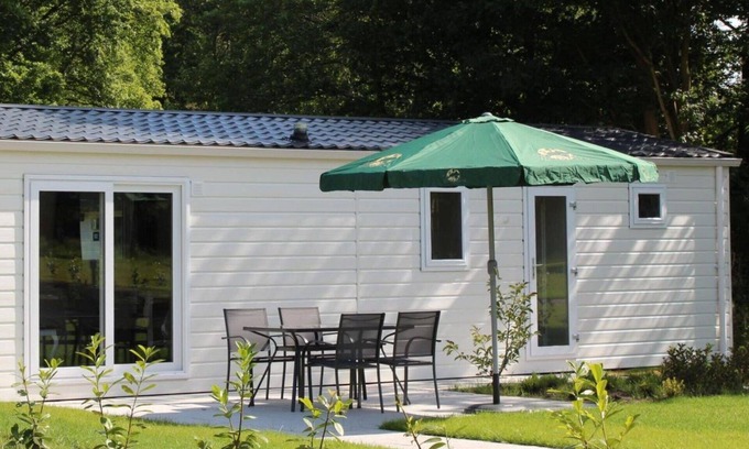 Susteren House | Chalet with 2 bedrooms and terrace