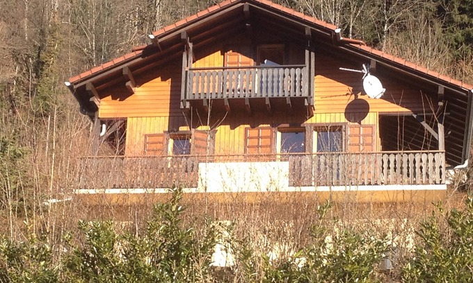Verchaix Ski Chalet | Chalet With 3 Bedrooms Near Samoens. Spectacular Views.