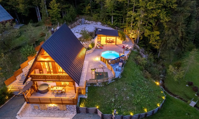 Lokve Ski Chalet | Chalet with sauna and whirlpool