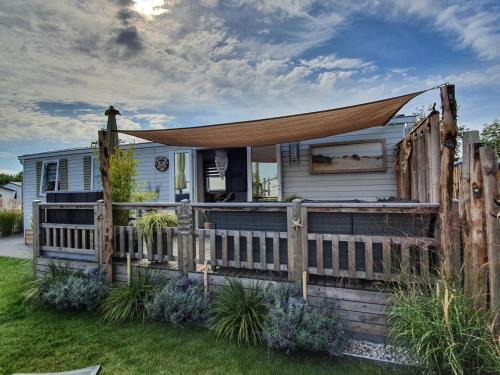 Oostkapelle Ski Chalet | Chalet Zeewind
