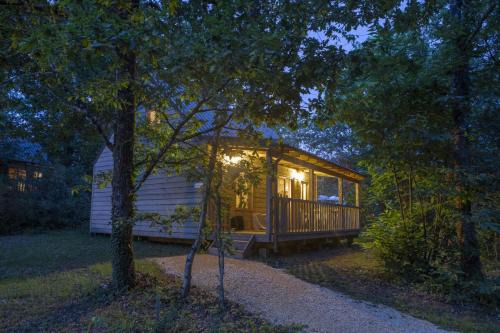Biron Resort | Chalets de vacances Castelwood