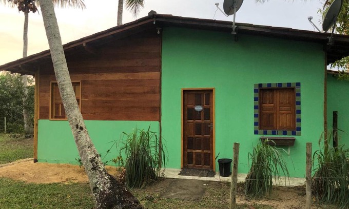 Caravelas Ski Chalet | Chalezinho Super Equipado! 50m da água - Mar Doce!