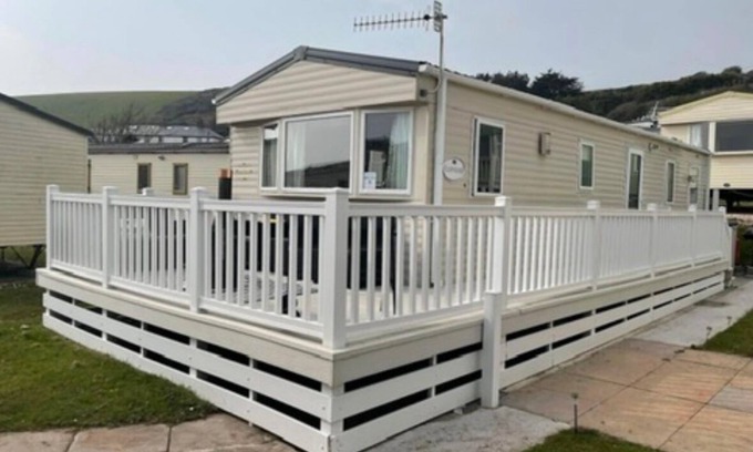 Challaborough Ski Chalet | Challaborough Bay Caravan, Sleeps 8 - Pet Friendly