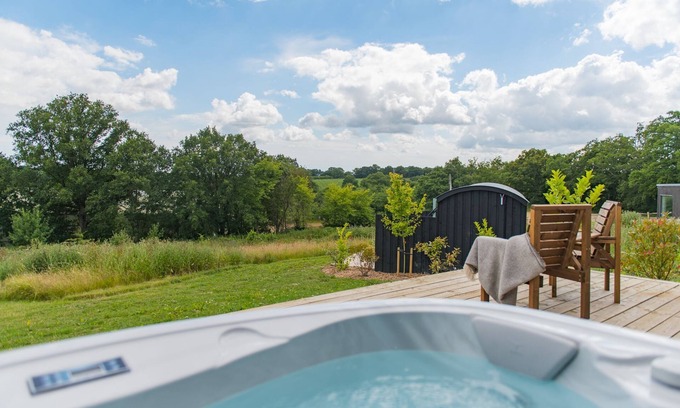 Abbess Roding Cabin | Challenger - a holiday let by Bloom Stays that sleeps 3 guests in 1 bedroom