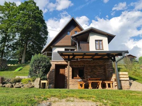 Jermanice House | Chaloupka MMmm