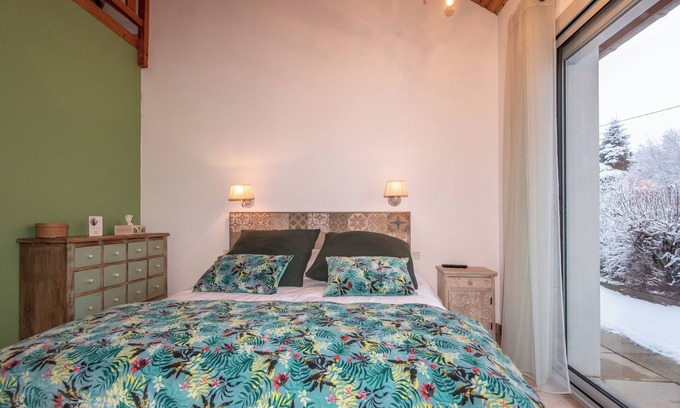 Saint-Bonnet-en-Champsaur Bed & Breakfast | Chambre Familiale Idéalement Située
