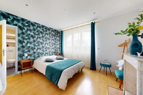 Villeperrot Bed & Breakfast | Chambre au Manoir de l'Onde, au bord de l'Yonne, près de Sens