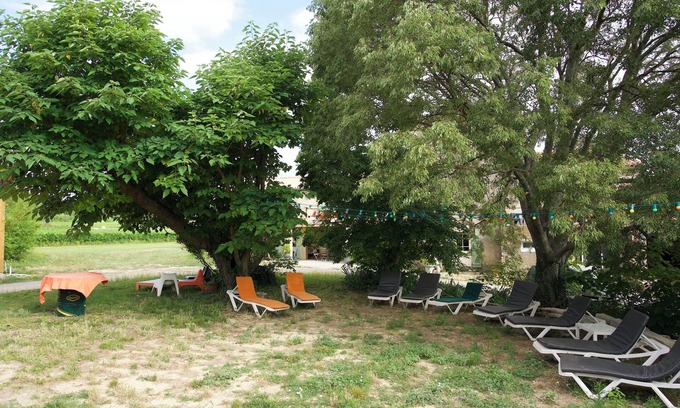 Sauve Bed & Breakfast | Chambre Chez L'habitant Dans Ferme Ouverte Située Dans le Piémont Cévenol