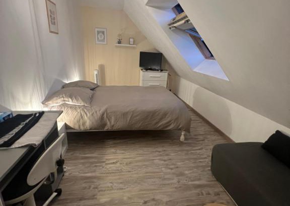 Glos Bed & Breakfast | Chambre chez thomas