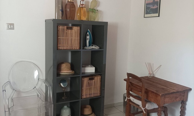 Merignac Bed & Breakfast | Chambre Cosy et Salle D'eau Indépendantes Dans Maison au Calme à Merignac Arlac