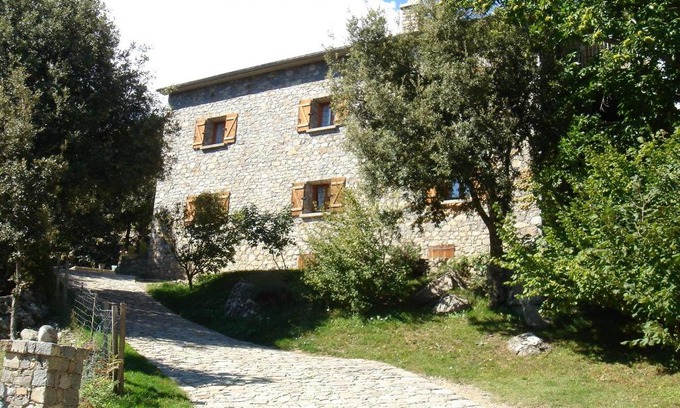 Santo-Pietro-di-Venaco Bed & Breakfast | Chambre d'Hôte "Chez Antoinette et Charles"