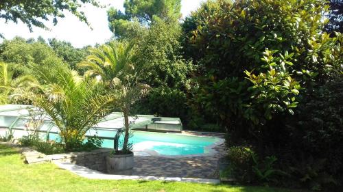 Locmaria-Plouzane Bed & Breakfast | Chambre d'hôtes proche mer avec accès piscine