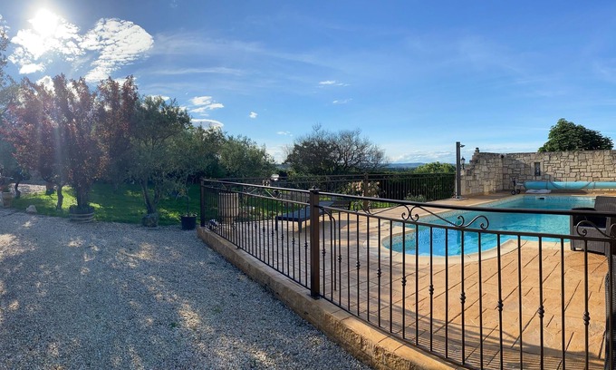 Comps House | Chambre d'hôtes les cigales