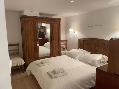 Ayguesvives Bed & Breakfast | Chambre d'Hôtes Loft Montevideo