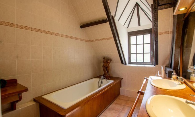 Saint-Amand-de-Vergt Bed & Breakfast | Chambre d hotes IRIS