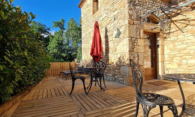 Puy-l'Eveque Bed & Breakfast | Chambre d'hôte Opale - Refinement, serenity and well-being guaranteed