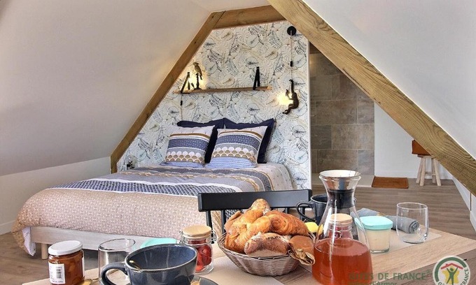 Ploumilliau Bed & Breakfast | Chambre de kergomar