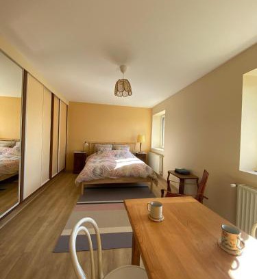 Anost Cabin | Chambre et Jardin à Anost, accés randonnées