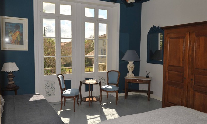 Bazoges-en-Pareds Bed & Breakfast | Chambre Iris - 2/3 Personnes