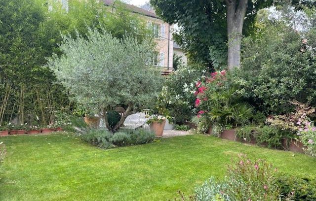 Saint-Cloud Bed & Breakfast | Chambre Joséphine