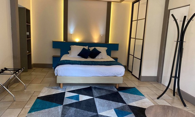 Joinville Hotel | Chambre Moderne Avec spa Privatif