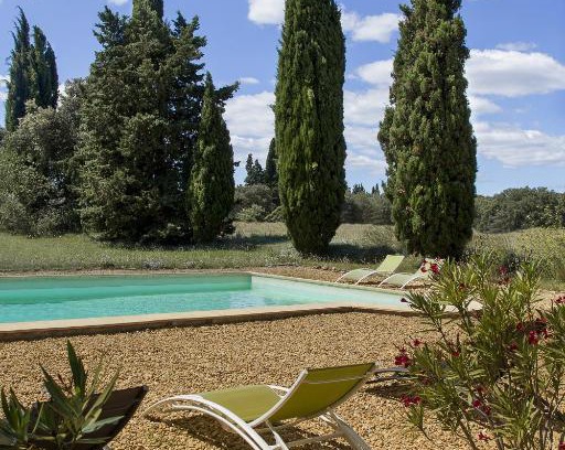 Saint-Quentin-la-Poterie Bed & Breakfast | Chambres d'hôtes Les Baumes
