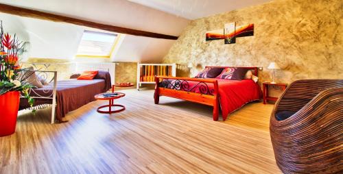 Champrougier House | chambres d'hôte Le Marronnier
