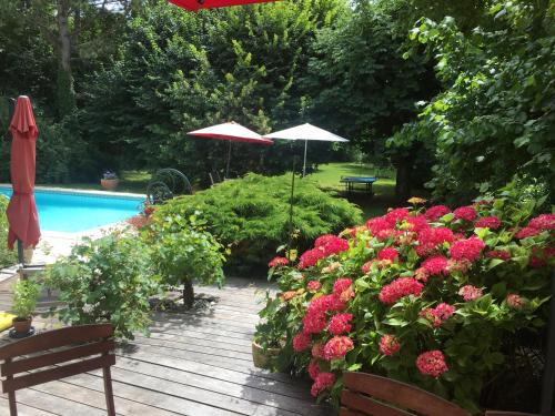 Chaumes-en-Brie Bed & Breakfast | CHAMBRES D HÔTES Chez Françoise et Michel PISCINE 4 chambres 8 lits