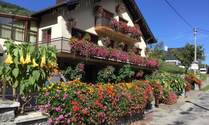 Sondernach Bed & Breakfast | Chambres d'hôtes Les Cigognes