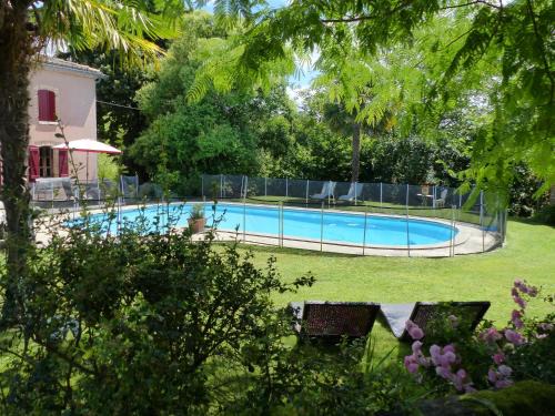 Realville Bed & Breakfast | Chambres d'Hotes Au Val Dormant