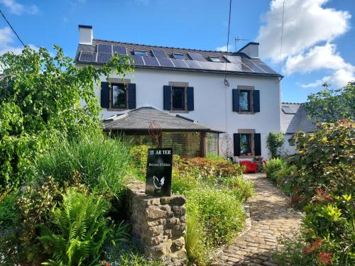 Milizac Bed & Breakfast | Chambres d'Hotes Ti Ar Yer