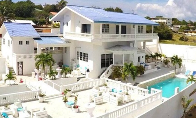 Jan Thiel Hotel | Champartments Villa & Apartments Cristal