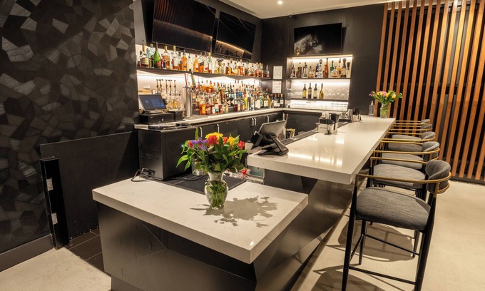 Westchase Hotel | Champions Club and Hotel, Houston Westchase