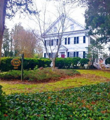 Snow Hill Bed & Breakfast | Chanceford Hall Bed & Breakfast