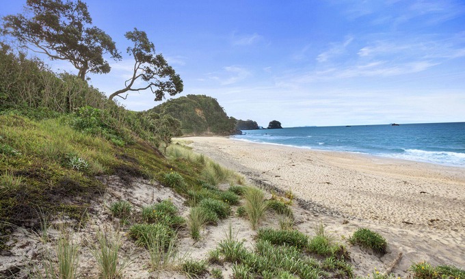 Whiritoa House | Changing Sands - Whiritoa Holiday Home