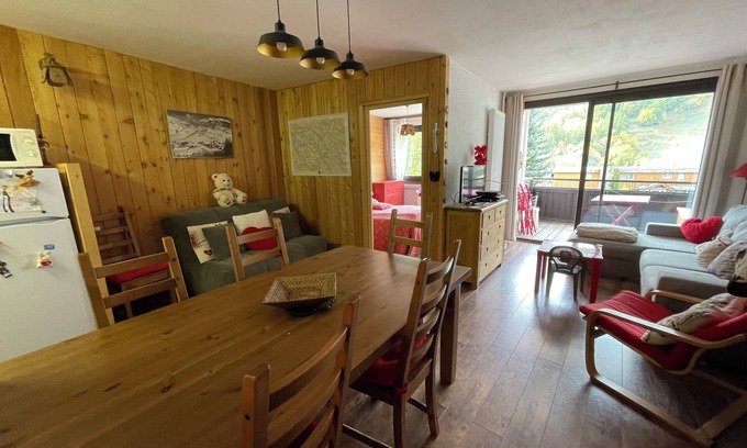 Saint-Chaffrey Apartment | Chantemerle T2, 49m2, south-facing,