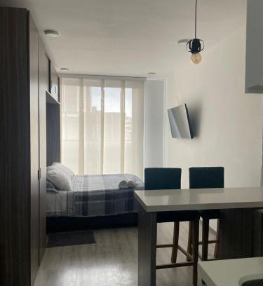 Chapinero Apartment | Chapinero Balcón fast Wifi Bares LGBTQ Theatron