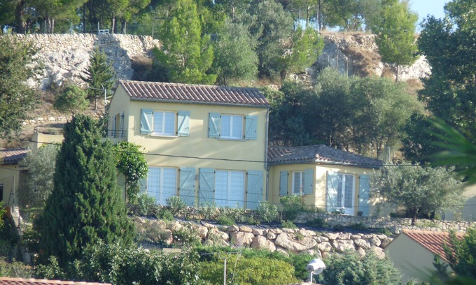 Saint-Genies-de-Fontedit Villa | Character villa, privileged location in a Mediterranean village