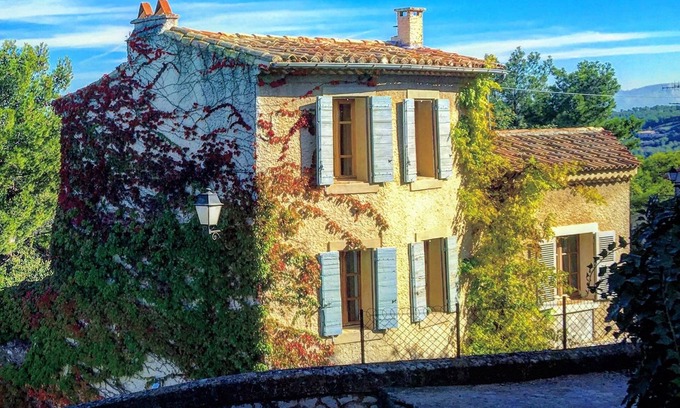 Ventabren House | Character apartment with independent entrance in a beautiful quiet village