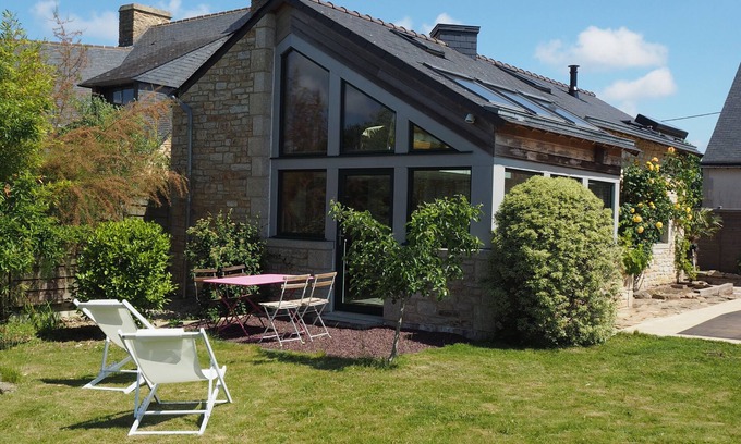 Sene Cottage | Character cottage, view of the Gulf of Morbihan, beach 150m, Vannes 10mn